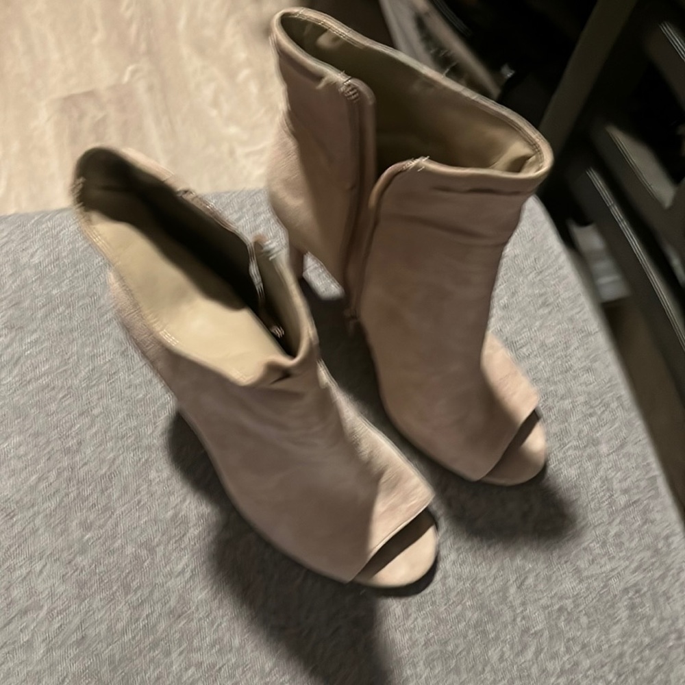 Vince Camuto